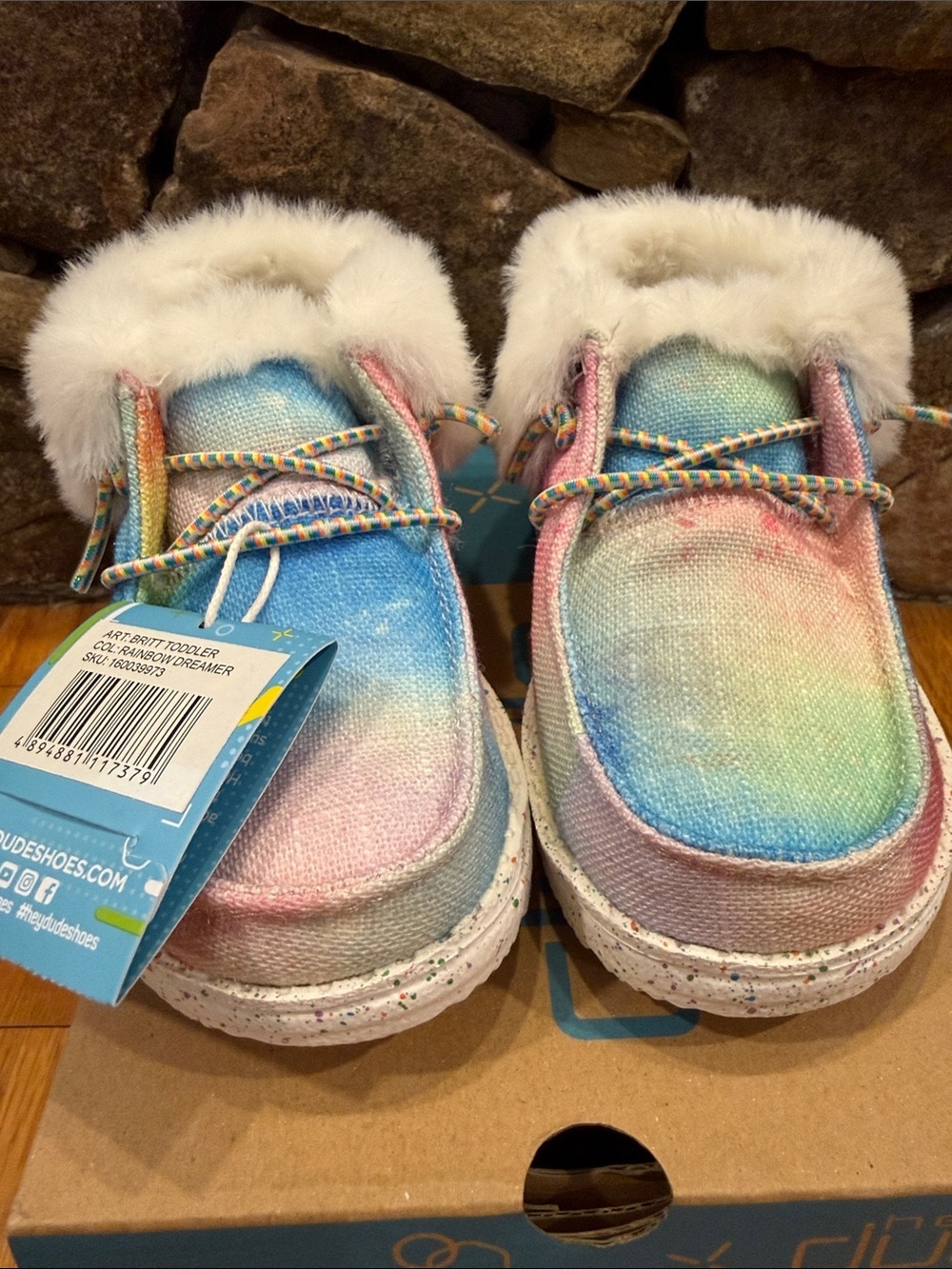 New Hey Dude Toddler Rainbow Dreamer Blue Faux Fur Cuff Shoe Size K8 - Picture 5 of 7